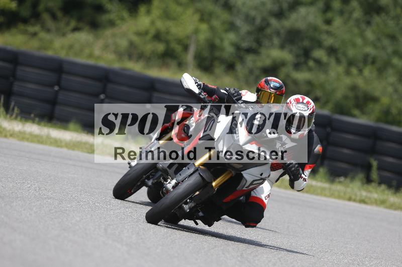 /27 12.06.2025 Ducati Schweiz Trackday Warmup  ADR/gruen-vert/39